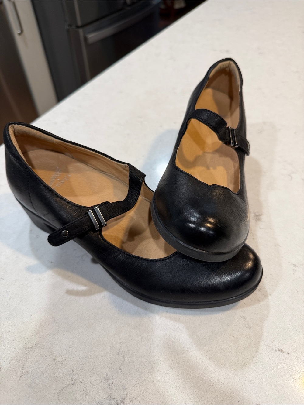 Dansko Women's Callista Mary Jane shoes NWOB Size 38